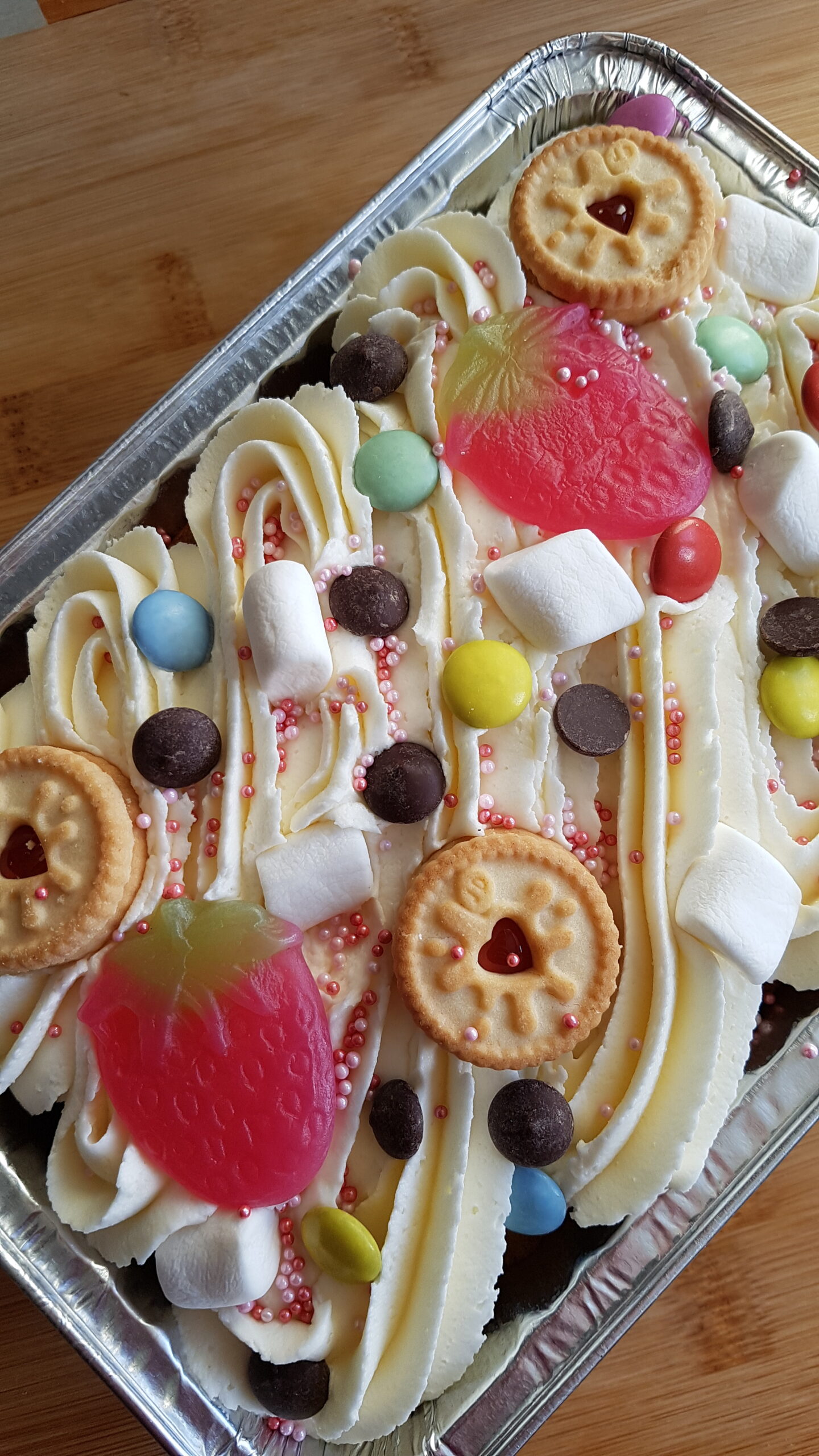 Celebration traycake 1