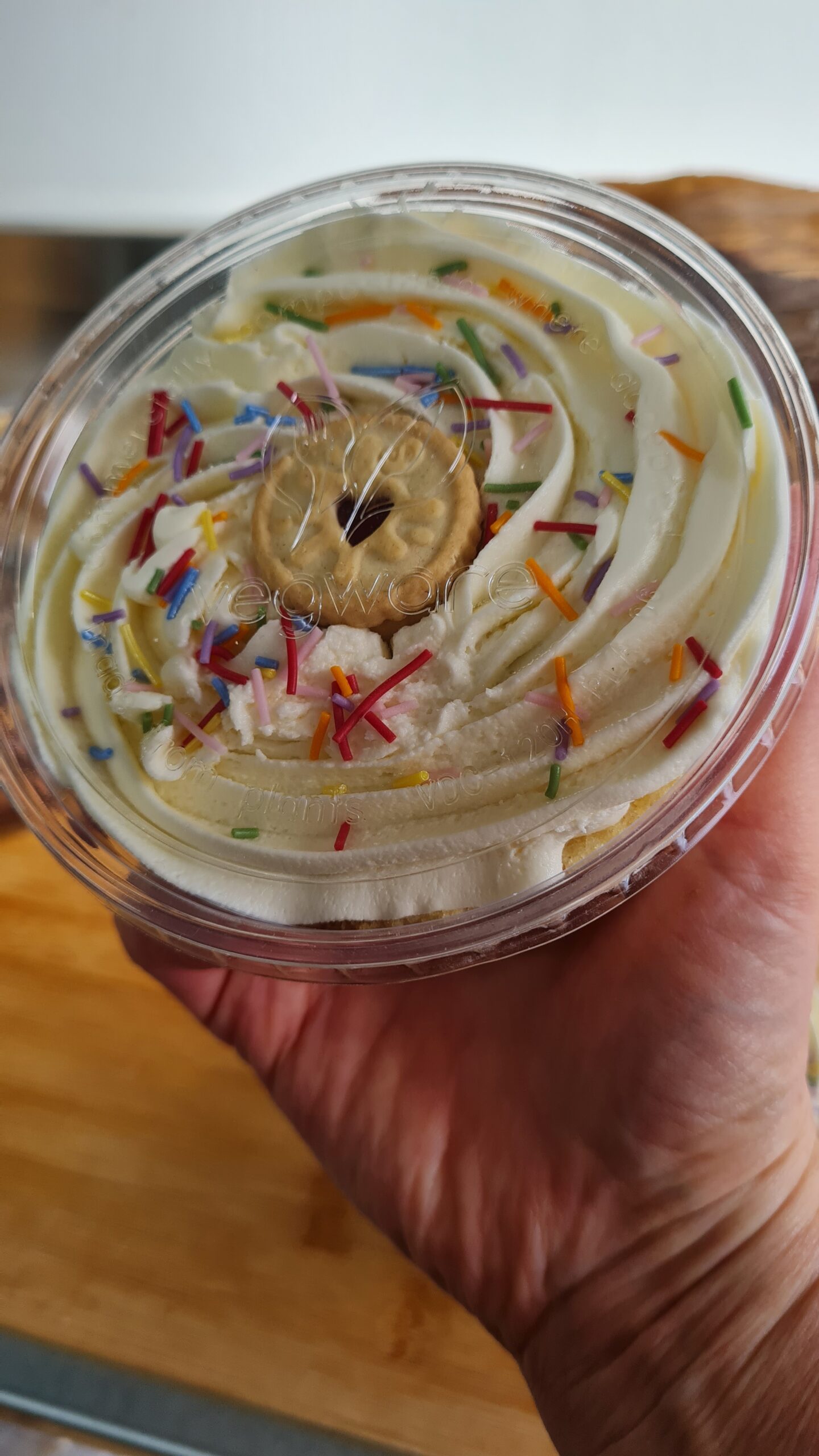 Victoria Sponge Cake Pot